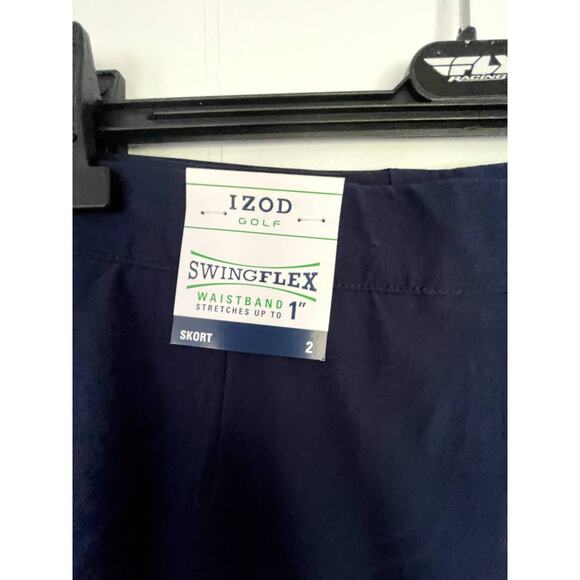 NWT IZOD SwingFlex Women's Golf Skort Navy Blue Size 2 - Picture 3 of 4